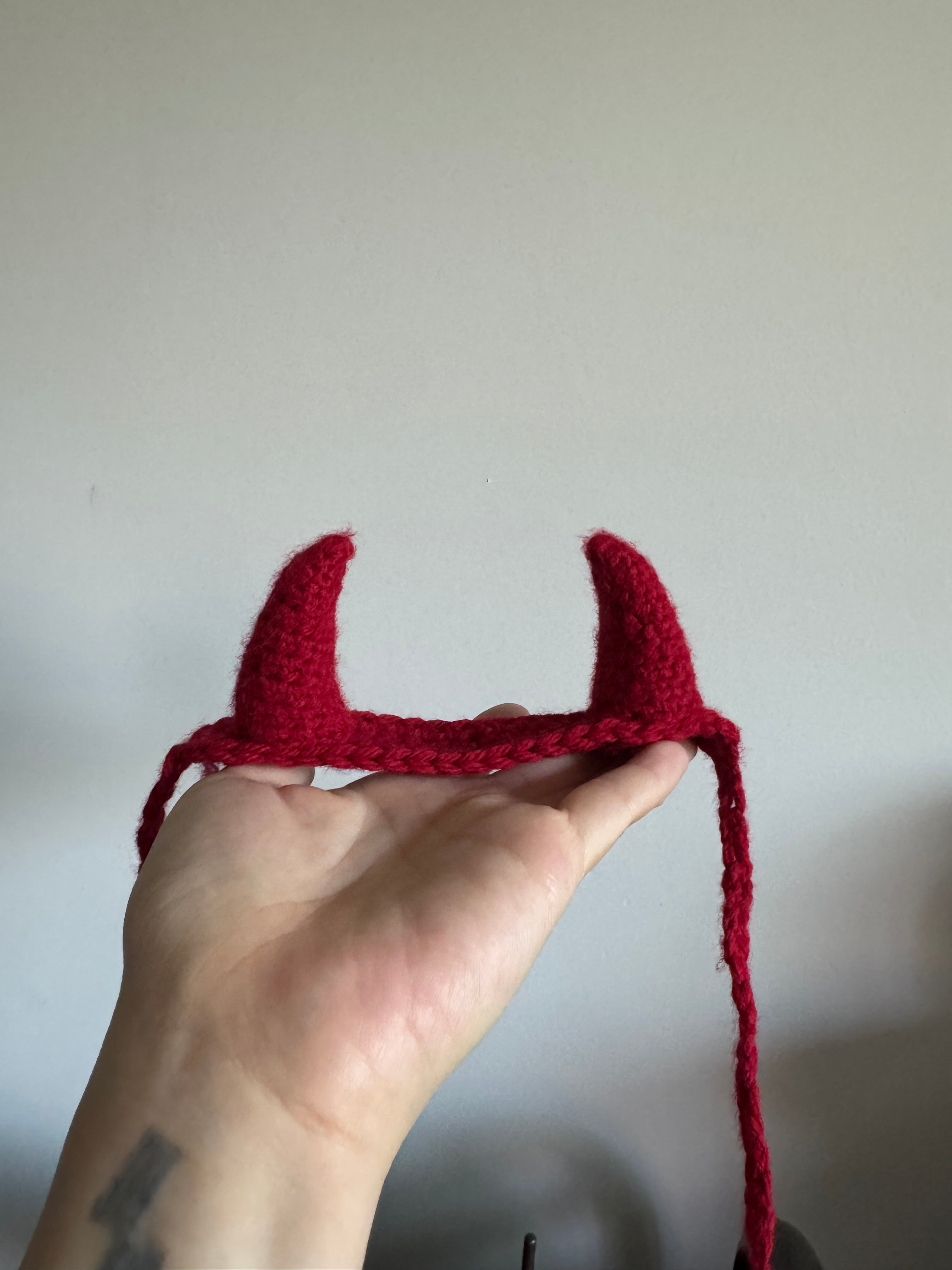 Tie on Horns